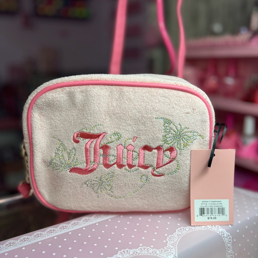 Juicy Couture Wing It Camera Bag Style